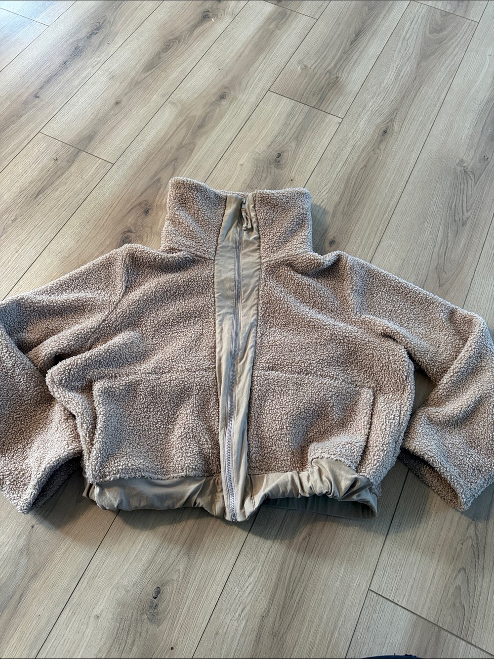 Banana Republic Teddy Zip-Up Sweater – Size Large 🤎